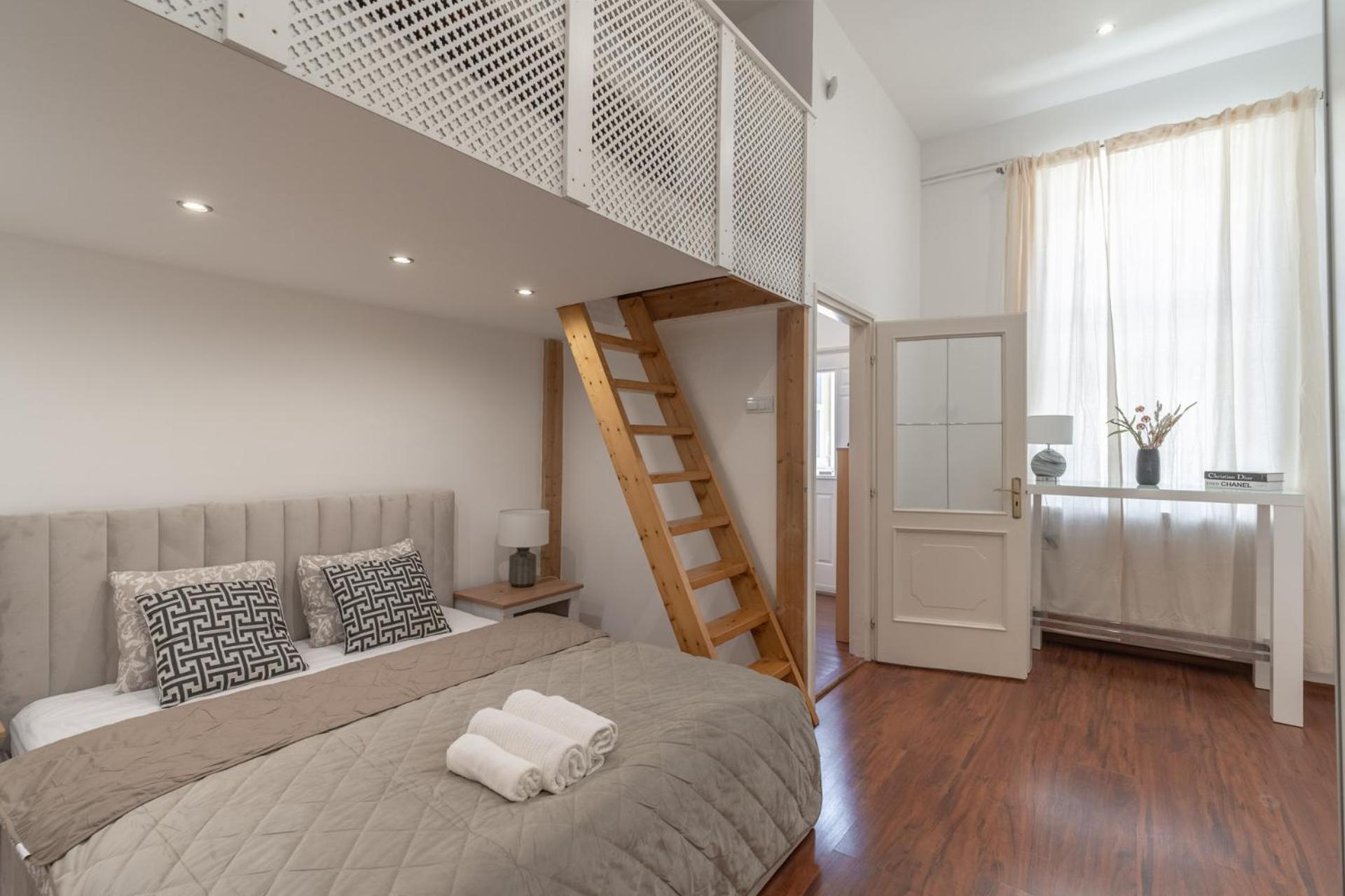 Deluxe And Cozy City Center Suite For 8Ppl Budapest Exteriör bild