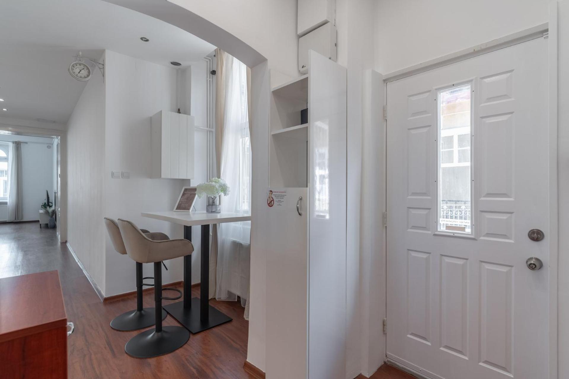 Deluxe And Cozy City Center Suite For 8Ppl Budapest Exteriör bild