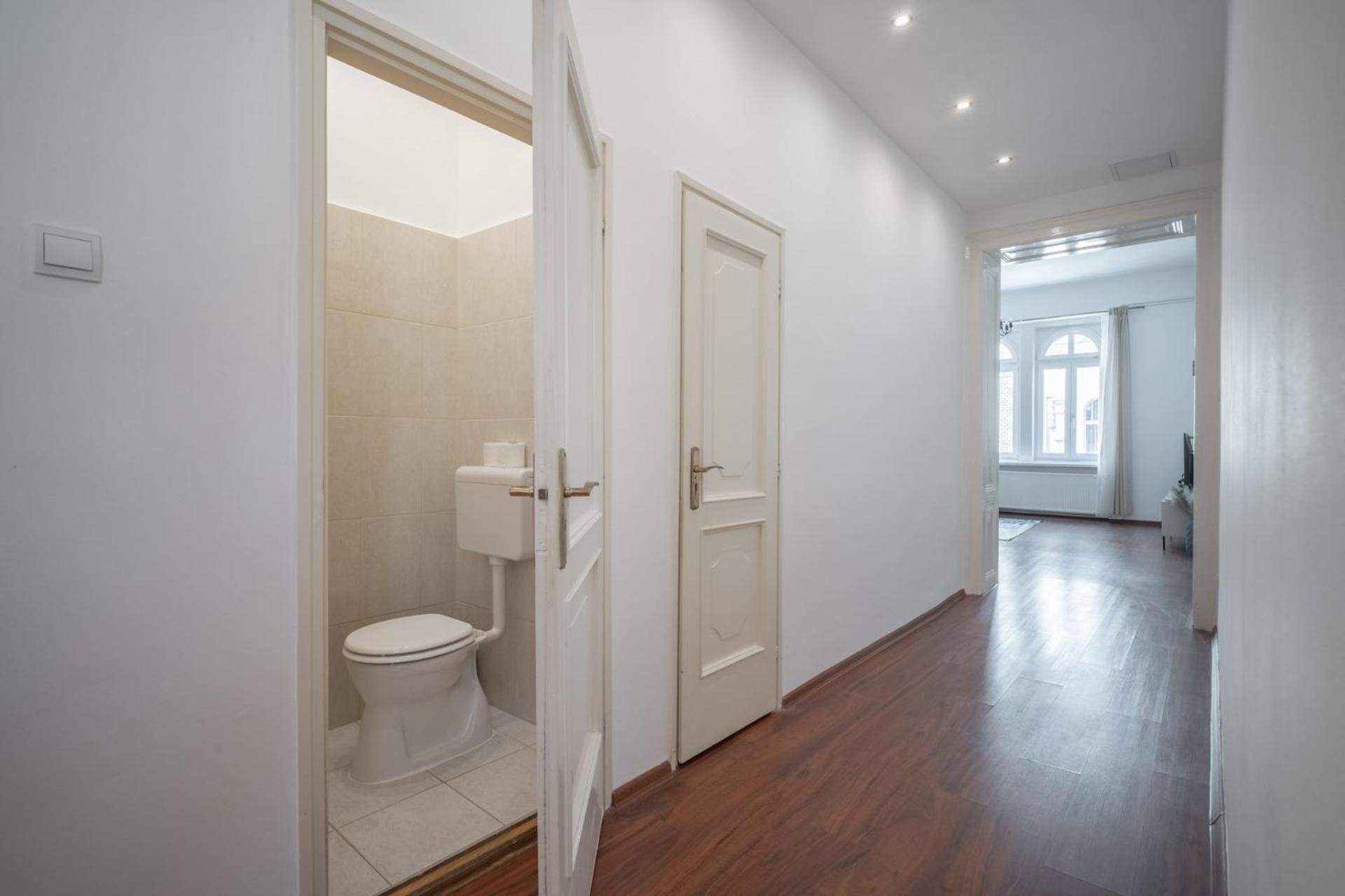 Deluxe And Cozy City Center Suite For 8Ppl Budapest Exteriör bild